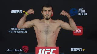 Рамазан Эмеев прошел процедуру взвешивания перед UFC Бойцовский остров 3
