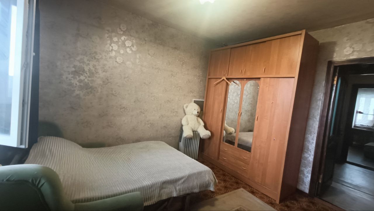 ‼Продам 3-комн. квартира на кв. Дзержинского! 6/9 эт., 70/45/9. Все комнаты изолированные. Балкон, лоджия и все окна м/п. Санузел раздельный. Бойлер. Вся мебель и частично техника остаётся. Рядом сад, школа, вся необходимая инфраструктура. . Прописанных нет.Цена 6 300 000₽.Тел: +79598012341 Екатерина‼...